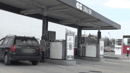 tumblr_o477z5hYIo1s02vreo4_500.gif