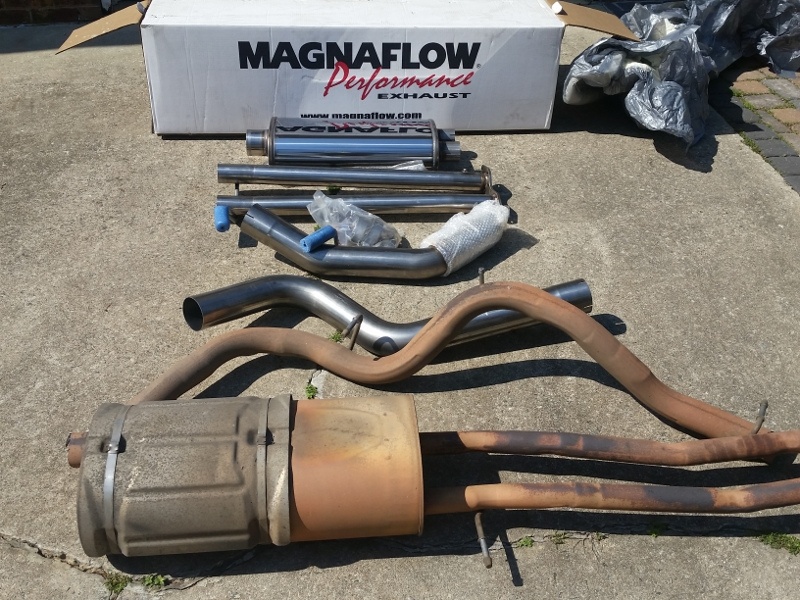 sm_exhaust02-jpg.401549