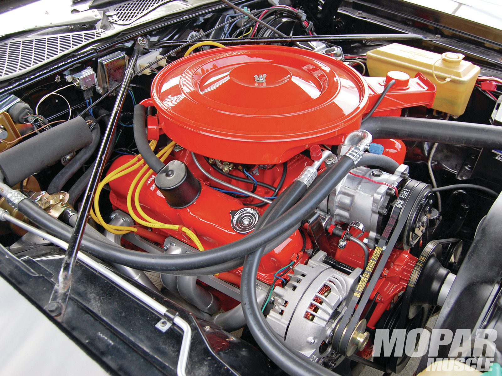 mopp-1304-03-1973-dodge-charger-318-engine.jpg