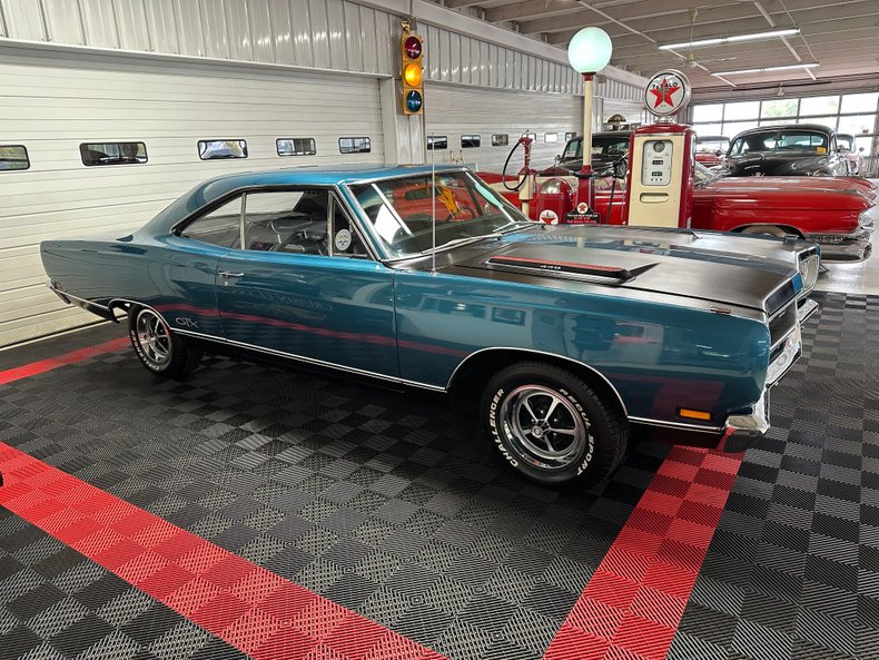 www.cruisinclassicsinc.com