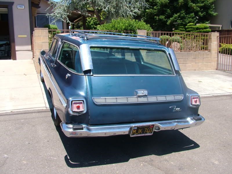 1964FuryWagon003.jpg