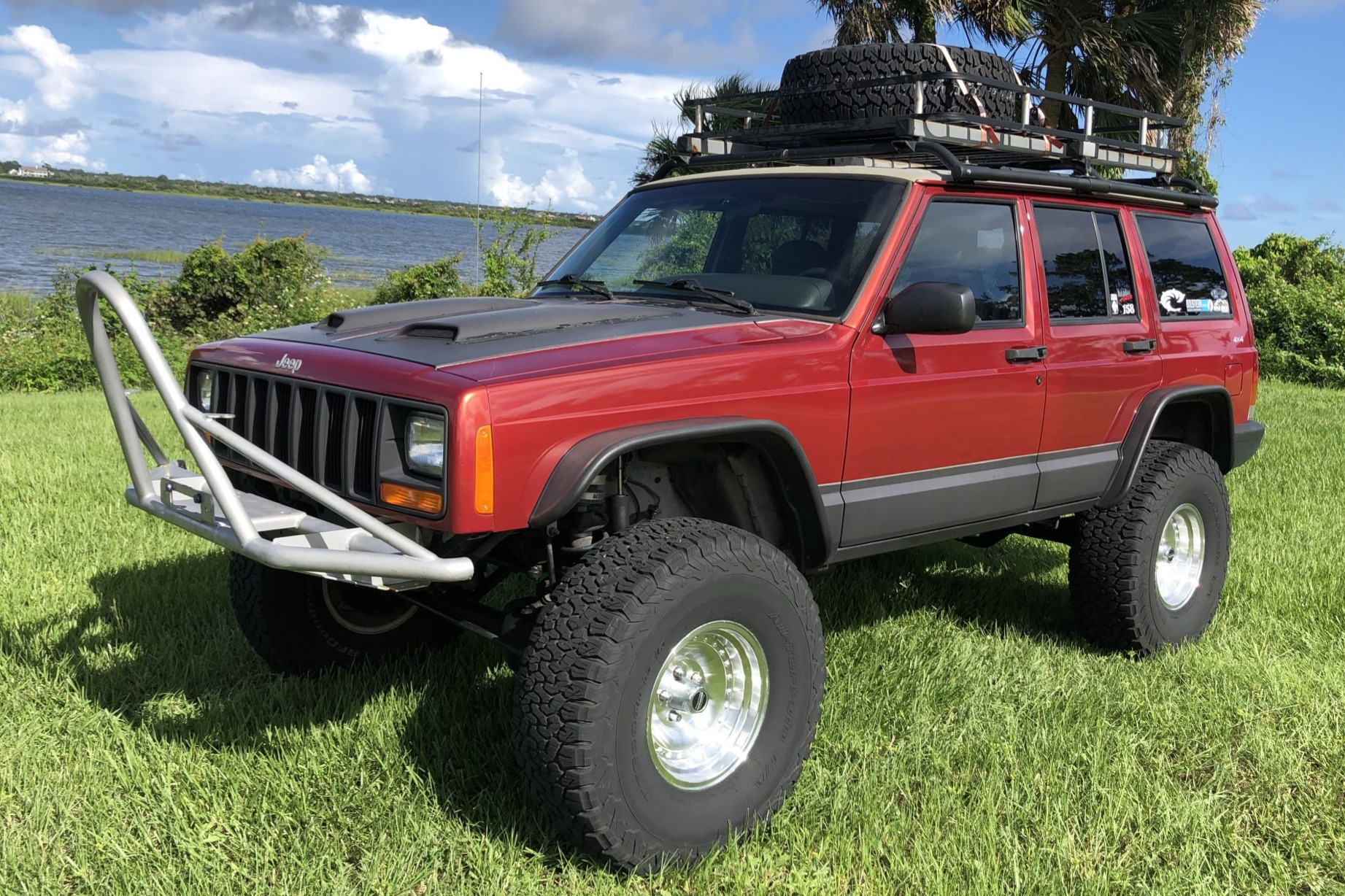 bringatrailer.com