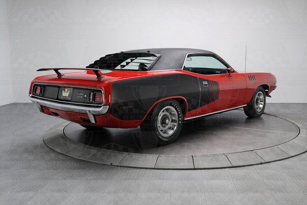1970-plymouth-hemi-cuda-11_600x0w.jpg