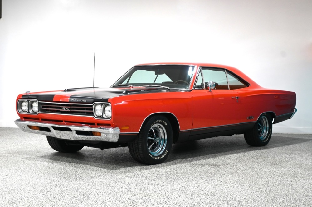 bringatrailer.com