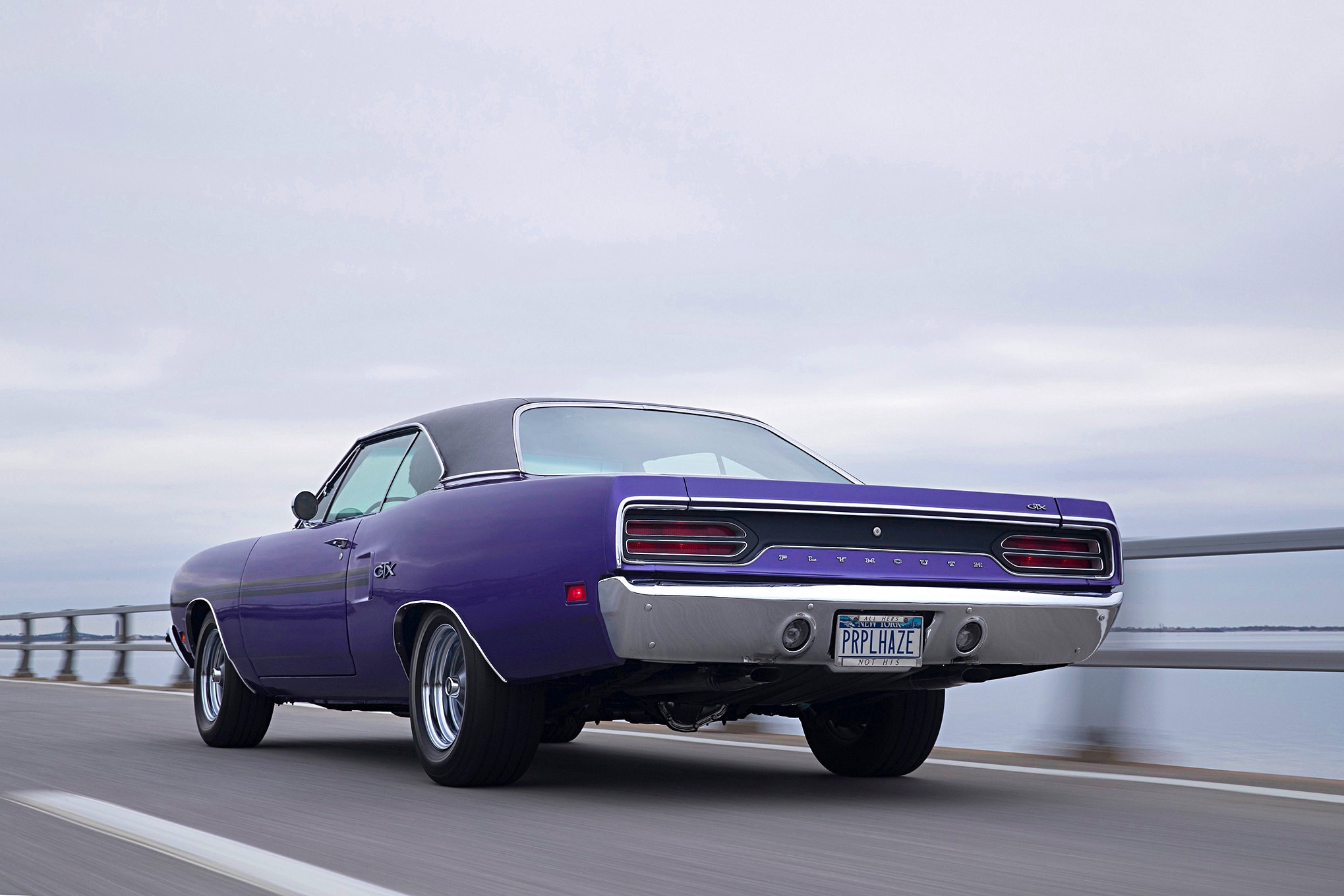 1970-plymouth-gtx-rear-three-quarter-derych.jpg