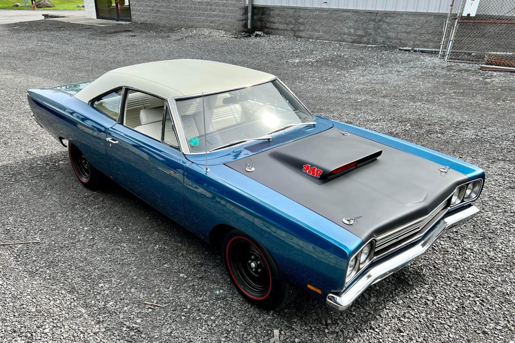 bringatrailer.com