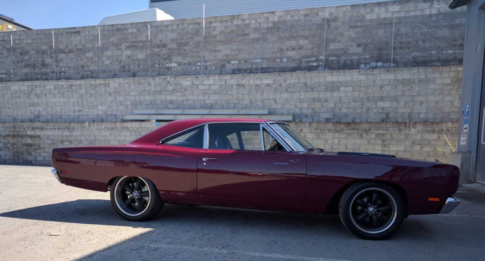 plymouth-road-runner-coupe-side-1-314500.jpg