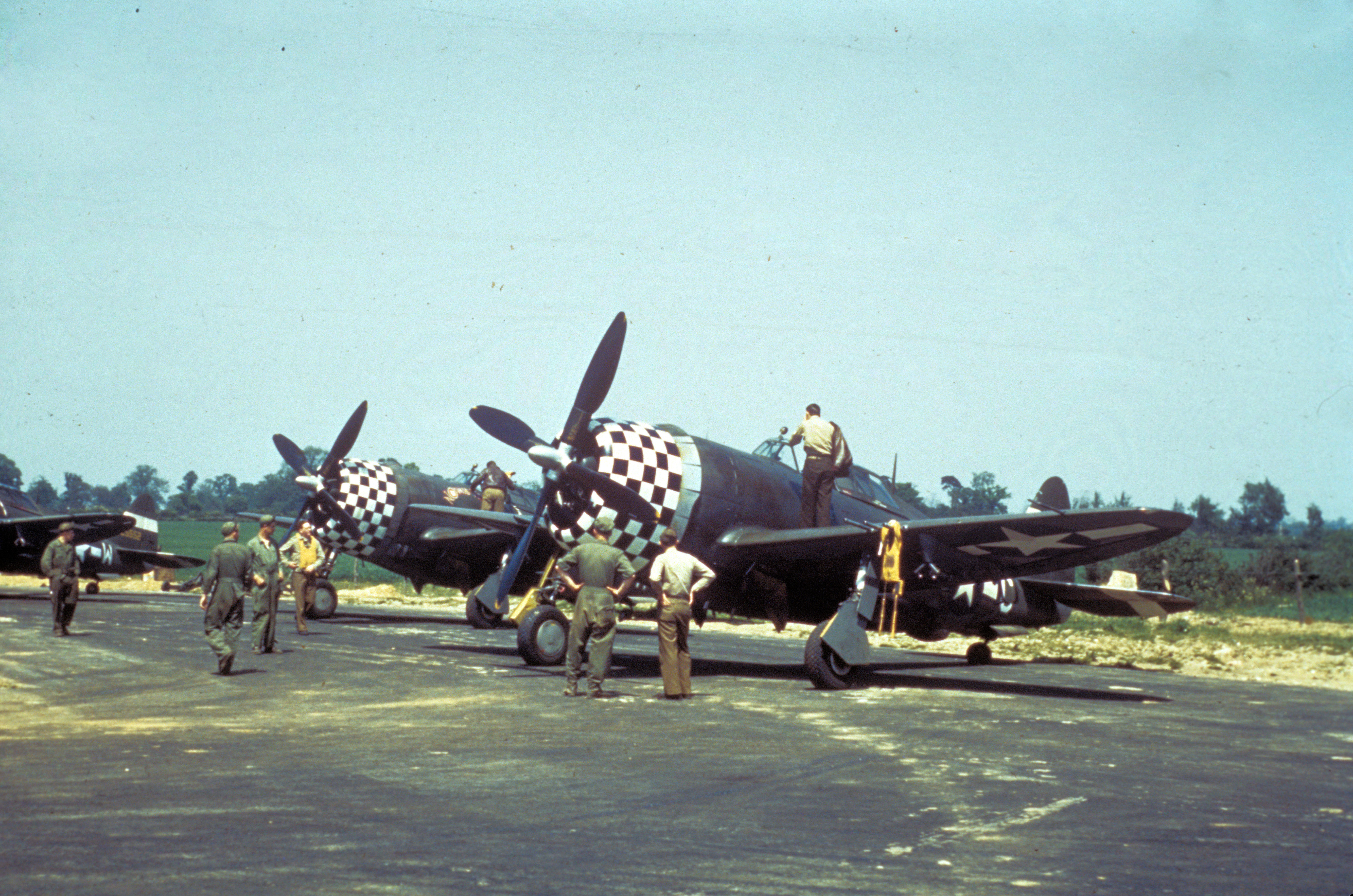 Duxford_Aerodrome_-_78th_Fighter_Group_-_P-47_Thunderbolts.jpg