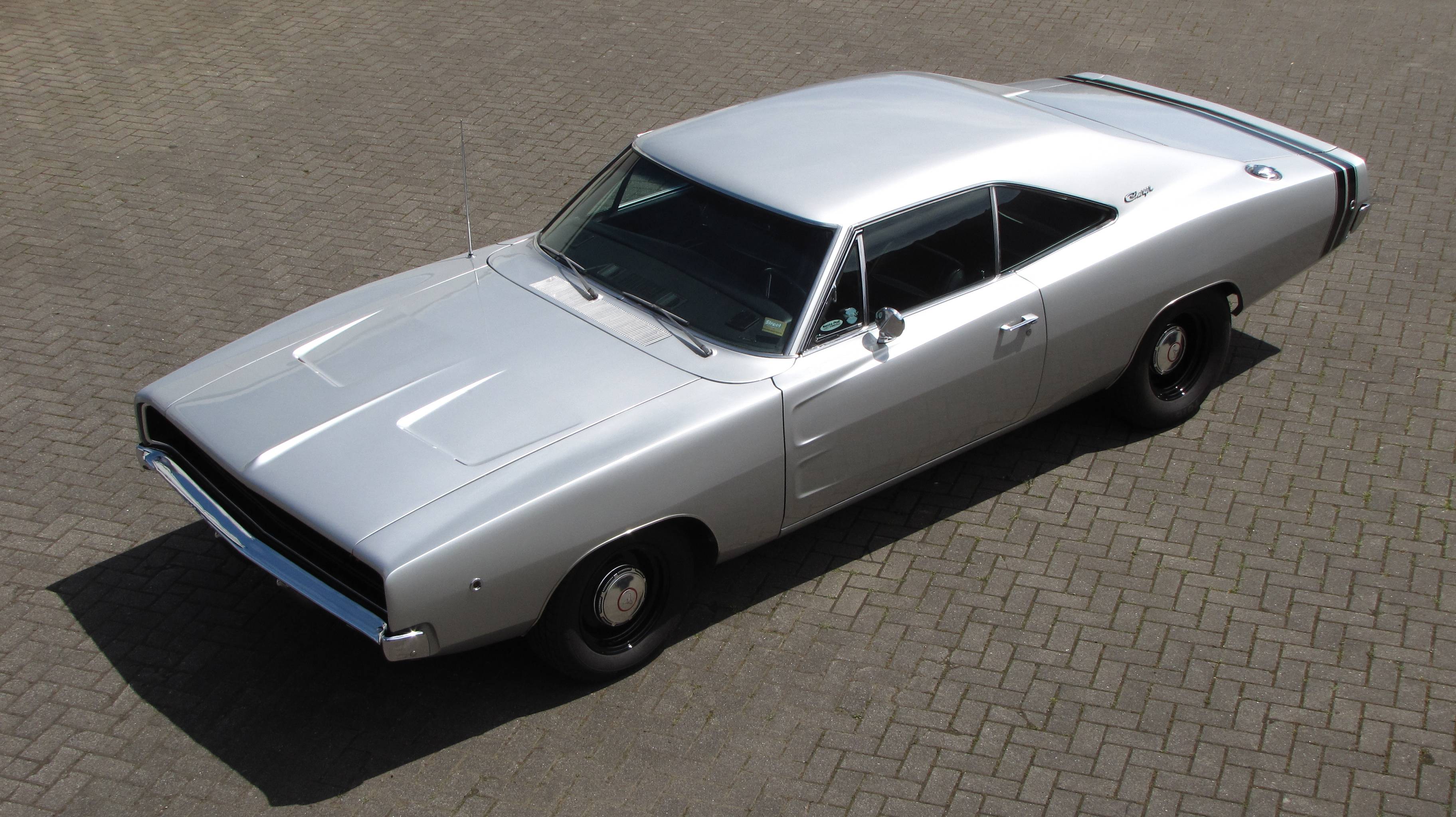 68-Dodge-Charger-RT-silber-00.JPG